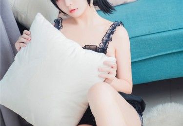 【麻豆app官网】夜语绵长：在低语中传递出的每一分柔情，成为夜晚最美的秘密